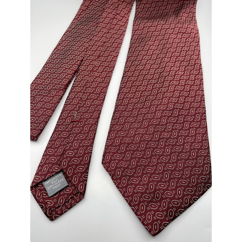 Daniel Cremieux Signature Collection Silk Tie Burgundy Red Geometric Oval Print